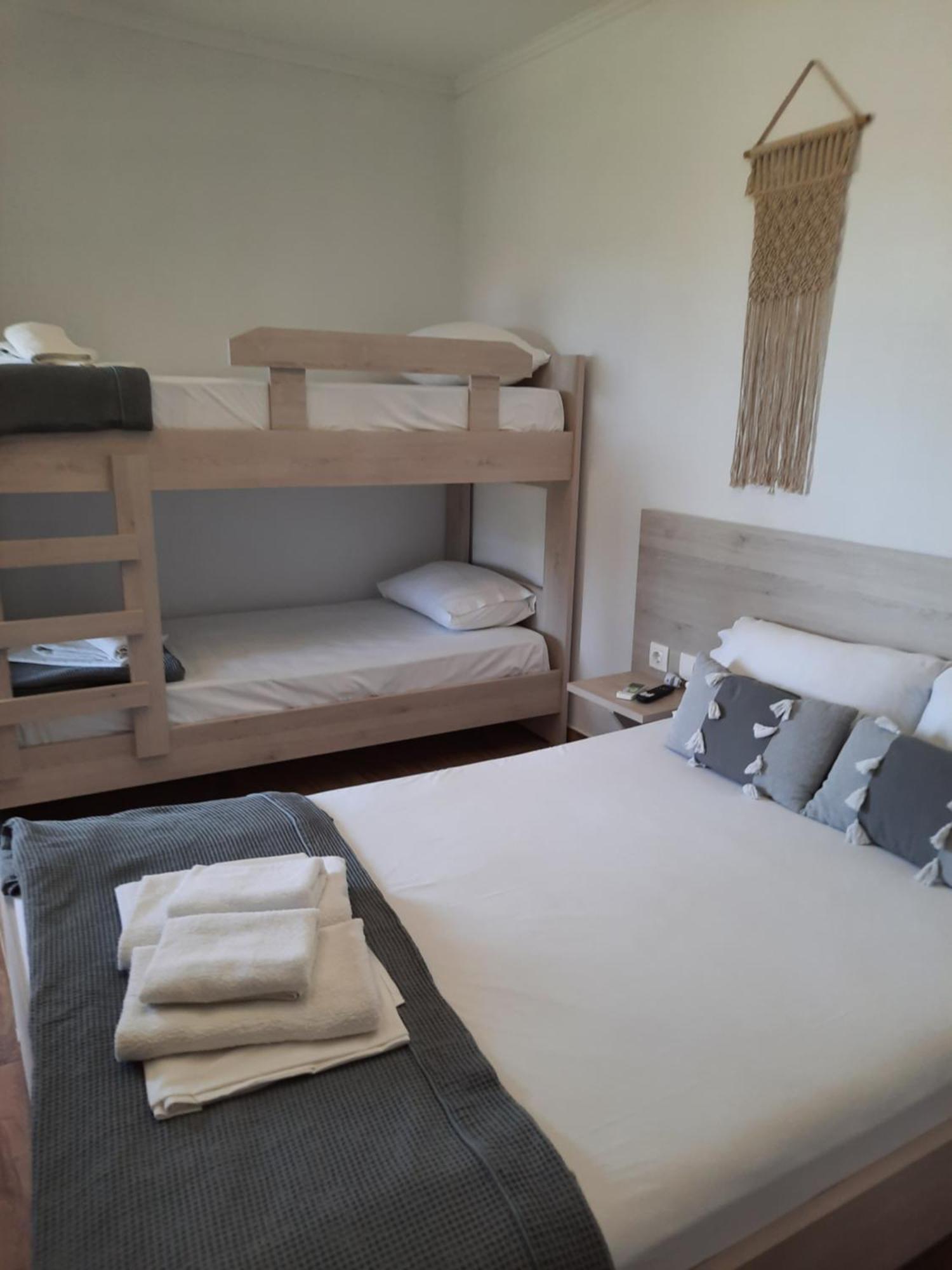 Bungalows Anestis โตโรนี ภายนอก รูปภาพ